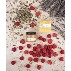 UpCircle Minerale Zonnebrandcrème SPF 25 9 UpCircle Minerale Zonnebrandcrème SPF 25 -Plein 1058862 4