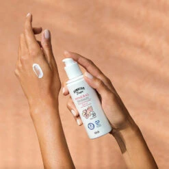 Hawaiian Tropic Mineral Sunmilk Lotion SPF 30 12 Hawaiian Tropic Mineral Sunmilk Lotion SPF 30 -Plein 1061522 5