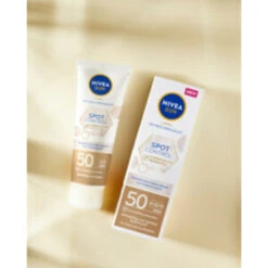 Nivea Sun Face Luminous Zonnecrème SPF 50 9 Nivea Sun Face Luminous Zonnecrème SPF 50 -Plein 1069294 4
